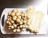 【簡単5分で常備菜】きのこのバタポン炒め作り方1写真