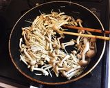 【簡単5分で常備菜】きのこのバタポン炒め作り方2写真