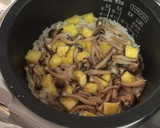 ダシダで！きのことさつま芋の炊き込みご飯作り方4写真