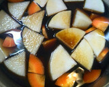 伊勢うどんつゆで、豚コマ、大根の煮物作り方1写真
