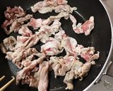 簡単!豚肉とキノコのネギ塩炒め✨作り方4写真