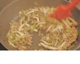 簡単！ひき肉ときのこの中華風あんかけ丼作り方6写真