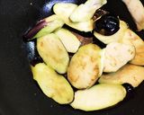 甘ピリ辛！鶏胸肉となすピーマンの味噌炒め作り方5写真