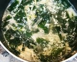 ダシダでほっこりたまごわかめスープ作り方2写真