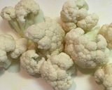 離乳食中期〜カリフラワーの下ごしらえ〜作り方1写真