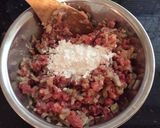 牛蒡ハンバーグの、餅チーズ グラタン作り方1写真