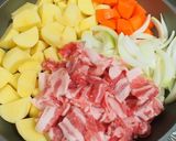 めんつゆとフライパンで作る簡単肉じゃが作り方1写真