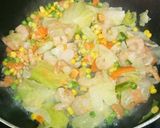 野菜と海老のダシダ焼きそば作り方2写真