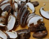 もやし きのこ鶏ささみのナンプラースープ作り方2写真