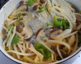 もやし きのこ鶏ささみのナンプラースープ作り方5写真