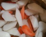 鮭の切り落としと*野菜の*柚子味噌粕煮作り方1写真