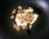 バター醤油で♡じゃがいもとクルミ和え♡作り方4写真