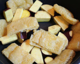 さつまいもと薄揚げの胡麻味噌煮♪作り方4写真