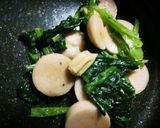 ほうれん草魚肉ソーセージ♥シャンタン炒め作り方3写真