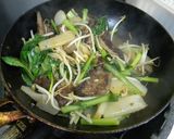 パワー回復「レバーと小松菜の味噌炒め」作り方4写真
