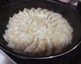 ★失敗なしの羽根つき餃子の焼き方★作り方3写真