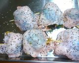 我が家のBBQ 定番の焼き鶏皮餃子作り方1写真