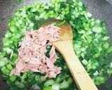 常備菜！セロリとツナの炒め物作り方2写真