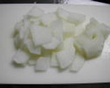 おかずにしちゃう＊鶏肉ときのこの味噌汁＊作り方1写真