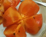熟した柿の食べ方(๑^^๑)作り方1写真