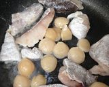 鱈と帆立のホワイトシチュー作り方1写真