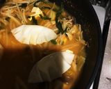 流行りの餃子の皮スープ！キムチ味噌鍋作り方4写真