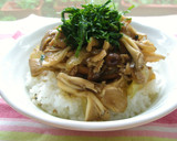 秋いっぱい♪豚肉ときのこの七味マヨ焼き作り方5写真