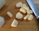 秋ですね*さつまいもと大根のお味噌汁作り方1写真
