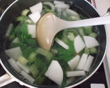 秋ですね＊さつまいもと大根のお味噌汁作り方3写真