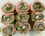 豚ロース肉のしそ巻き串 柚子胡椒添え作り方3写真