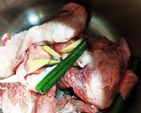 牛スジ肉のユッケジャンスープ作り方1写真