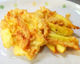 さつま芋、ちくわ、玉ねぎのかき揚げ♪作り方4写真