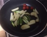 簡単お惣菜☆野菜が美味しい鶏のソテー作り方6写真