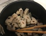レンコンとこんにゃくの炒め煮作り方2写真