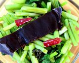 ピリ辛で美味しい☆わさびの茎漬け作り方5写真