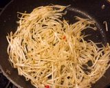 ご飯、湯麺や焼きそばに♥モヤシと豚肉炒め作り方7写真