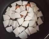 照り大根と鶏もも肉の簡単フライパンで煮物作り方2写真