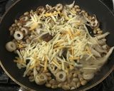 簡単！舞茸とちくわと大豆の塩胡椒炒め作り方5写真