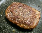 マルシンハンバーグ‼味付けは塩コショウ☺作り方3写真