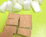 白だしで簡単！冬瓜と絹厚揚げの煮物作り方1写真