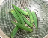お父さんのオクラとトマトと豆腐のサラダ作り方2写真