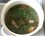 豆苗と豚肉のスープ作り方3写真
