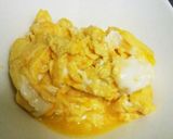 彩り鮮やか♪鶏ももとほうれん草と玉子炒め作り方2写真