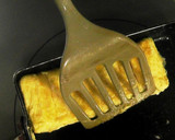 お弁当に♪「たマヨ」焼き☆醤油とマヨだけ作り方6写真