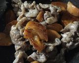 柿と豚肉の秋色炒め作り方6写真