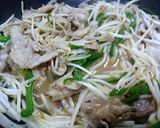 お手軽！豚肉とピーマンのもやし味噌炒め作り方3写真