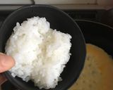 かける派☆クリームシチューのオムライス風作り方5写真