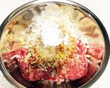 食感がたまらない♬レンコン入りつくね♡作り方1写真