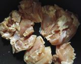 ご飯進む♪鶏ももと大根の甘辛ガリバタ作り方3写真