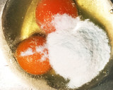 簡単 ふわふわ卵とひらひら麺の生姜スープ作り方1写真